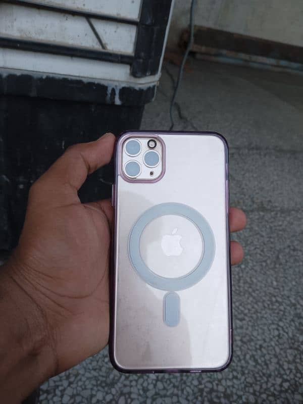 i phone 11 pro max 256GB non pta 1