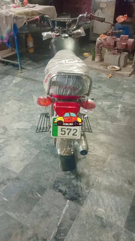 Honda Cd 70 2012 model 3