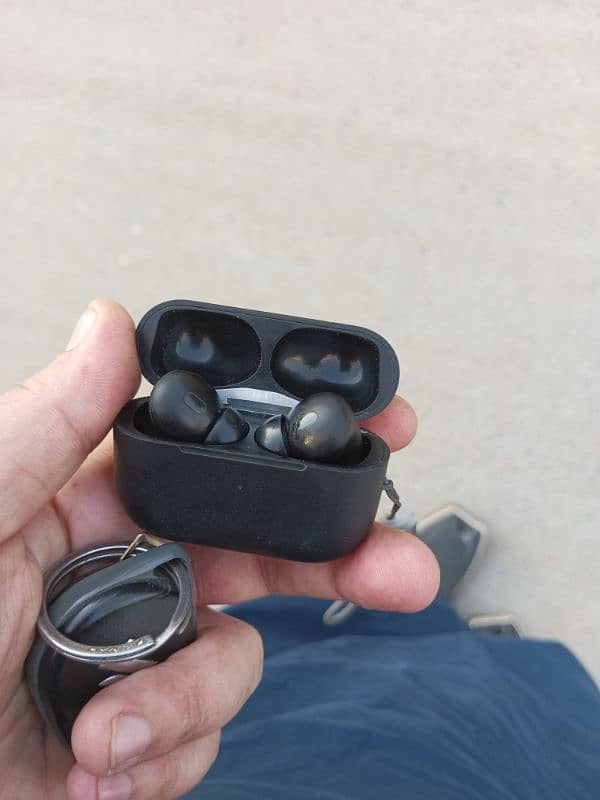 ear pod pro excellent without box 1