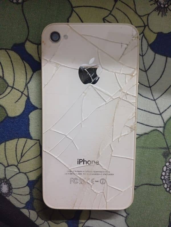 iphone 4s white color 1