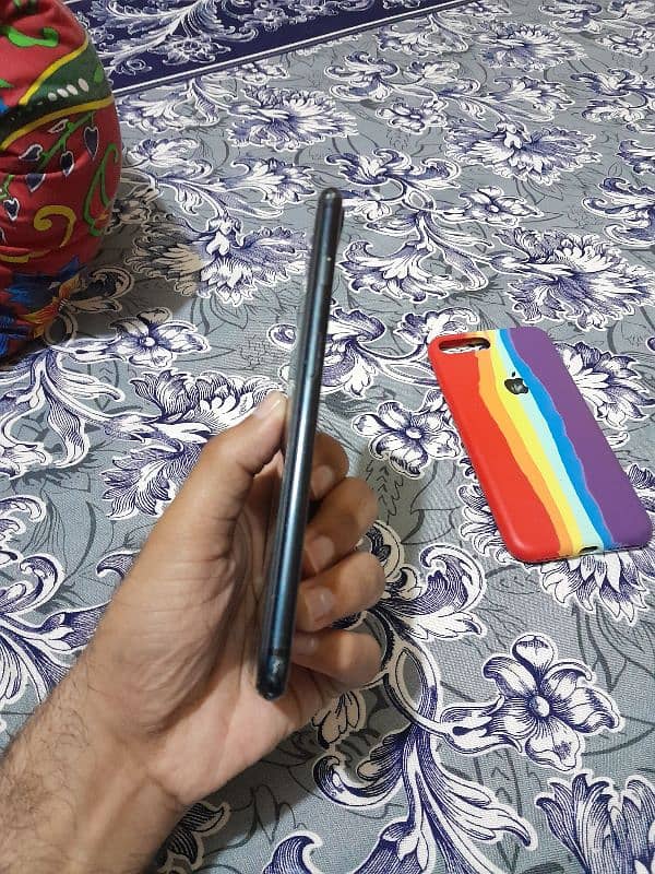 iPhone 7 plus pta approved 128 gb 6