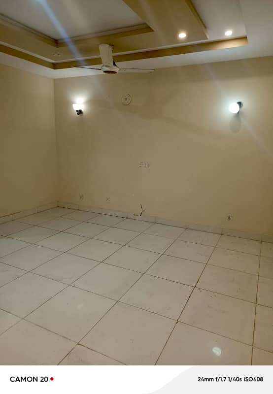 BEAUTIFUL 10 MARLA UPPER PORTION AVAILABLE FOR RENT IN BAHRIA TOWN LAHORE 6