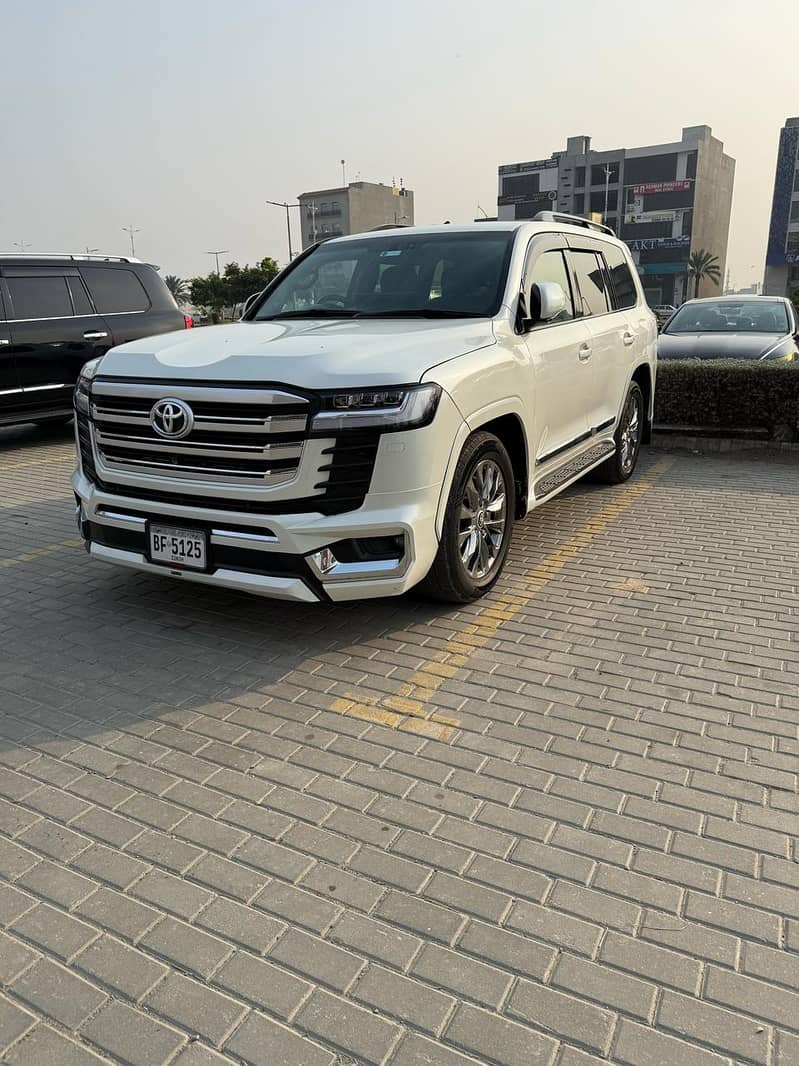 Bullet Proof Car Rental Land Cruiser V8 Fortuner Revo BMW Available 18