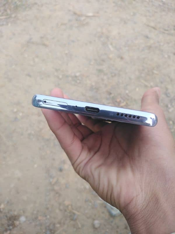 Tecno cammon 30s 4