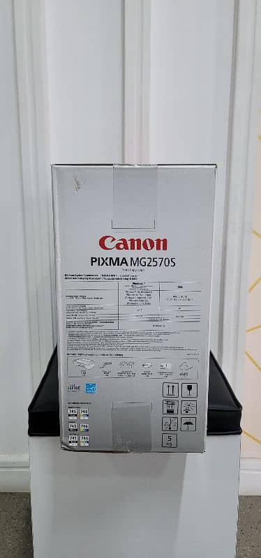 Canon PIXMA MG2570s InkJet All-in-One Printer Black 3