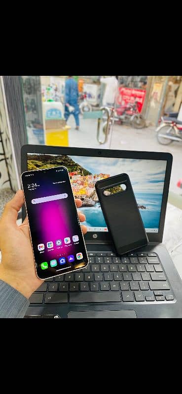 LG V60 ThinQ Gaming Device 1
