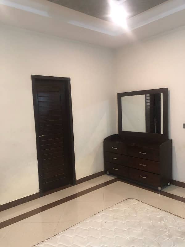 10 MARLA FURNISHED LOWER PORTION AVAILABLE FOR RENT IN BAHRIA TOWN LAHORE 10