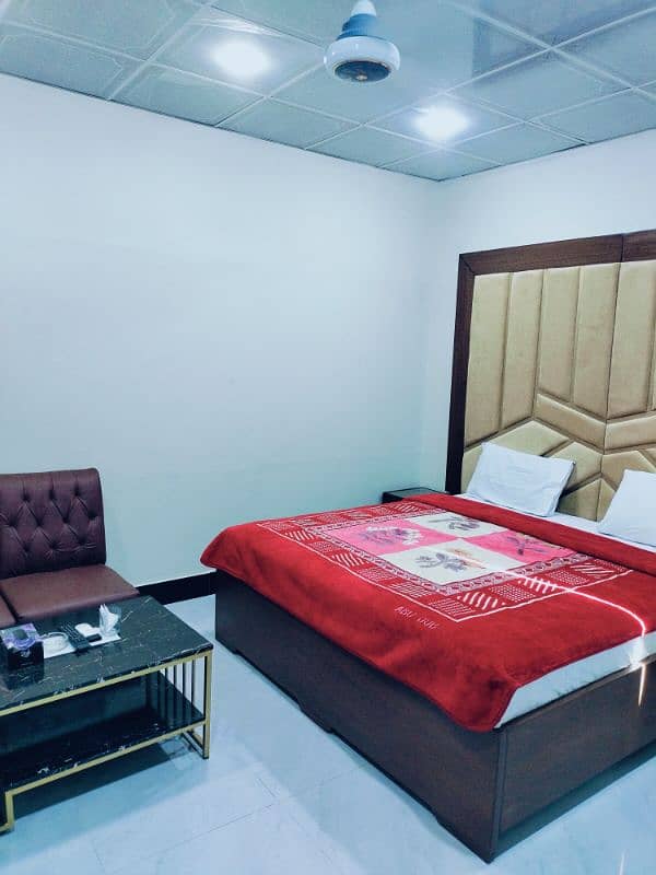 ROYAL RESIDENCY GUEST HOUSE GULSHAN E JAMAL NEAR EXPOS CINTER KARACHI 0