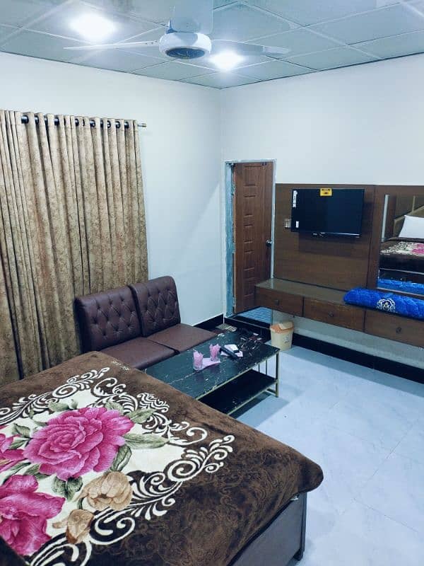 ROYAL RESIDENCY GUEST HOUSE GULSHAN E JAMAL NEAR EXPOS CINTER KARACHI 2