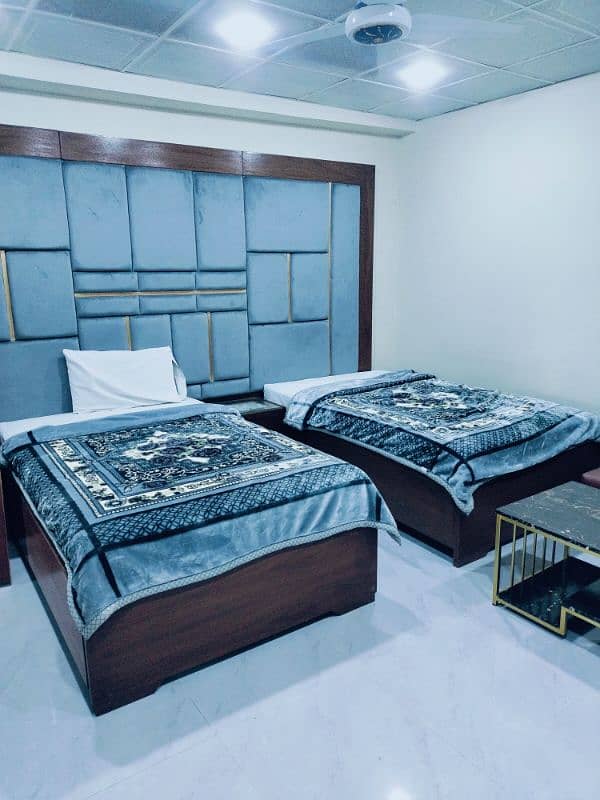 ROYAL RESIDENCY GUEST HOUSE GULSHAN E JAMAL NEAR EXPOS CINTER KARACHI 6
