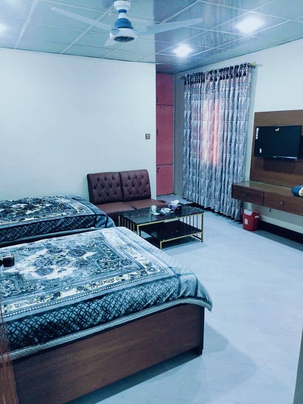 ROYAL RESIDENCY GUEST HOUSE GULSHAN E JAMAL NEAR EXPOS CINTER KARACHI 7