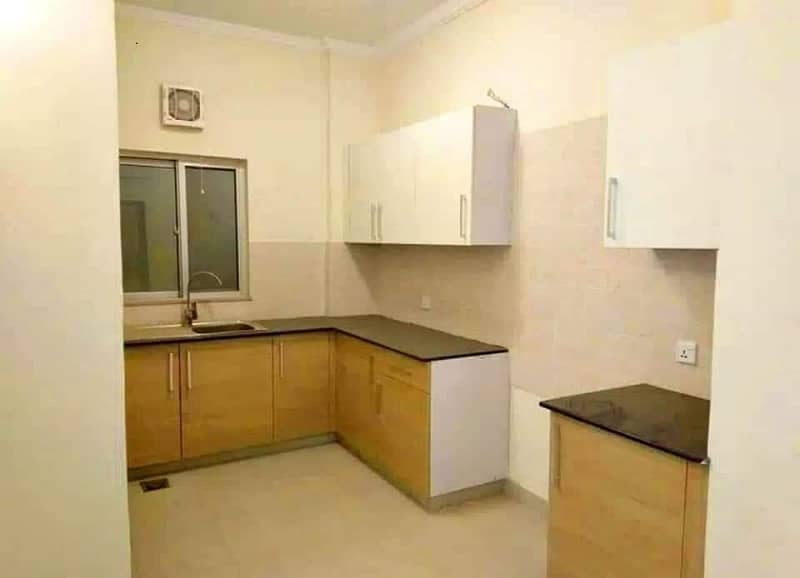 READY TO MOVE 955sq ft 2Bed Lounge Flat FOR SALE Outer Corner Apartment with AMAZING VIEW. 2KM from MAIN GATE of BTK\ 9