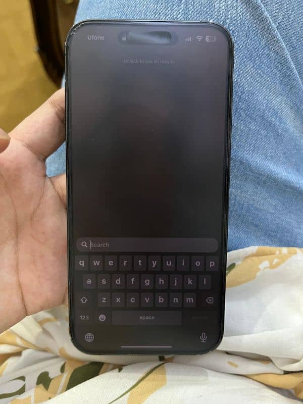 iPhone 14 pro max 0