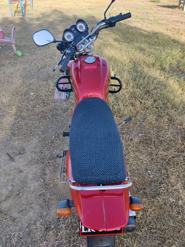 Yamaha YB125Z 2020 model 4