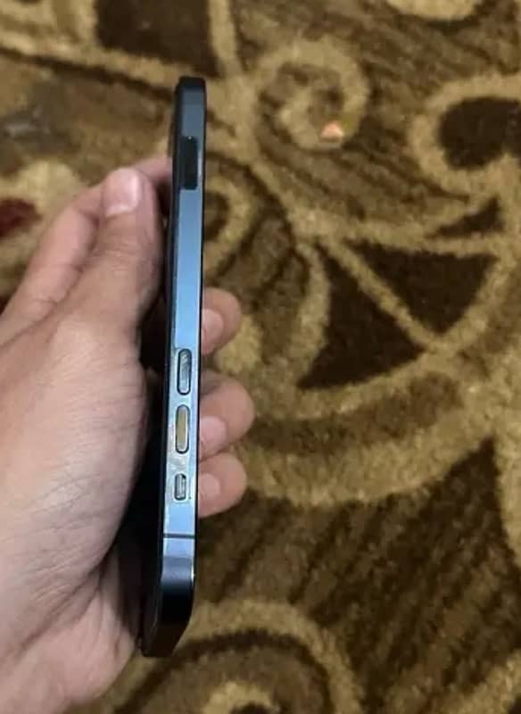 iPhone 12pro Blue colour 0