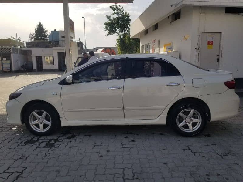 Toyota Corolla Altis 2012 6