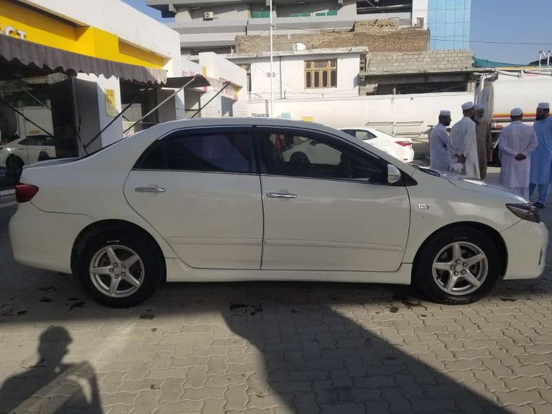 Toyota Corolla Altis 2012 11