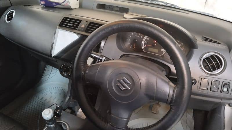 Suzuki Swift 2012 5