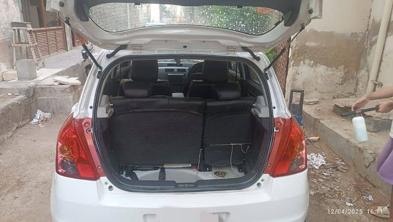 Suzuki Swift 2021 3
