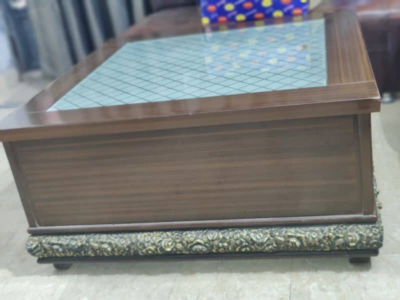 square shape center table 3