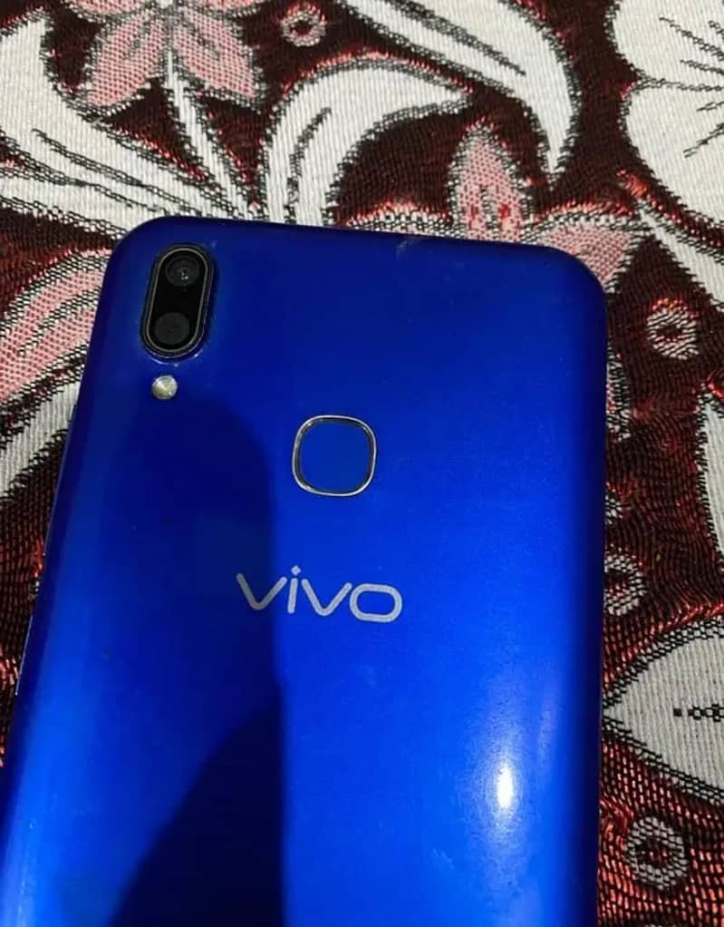 Vivo y91.3/32 Gb. 2