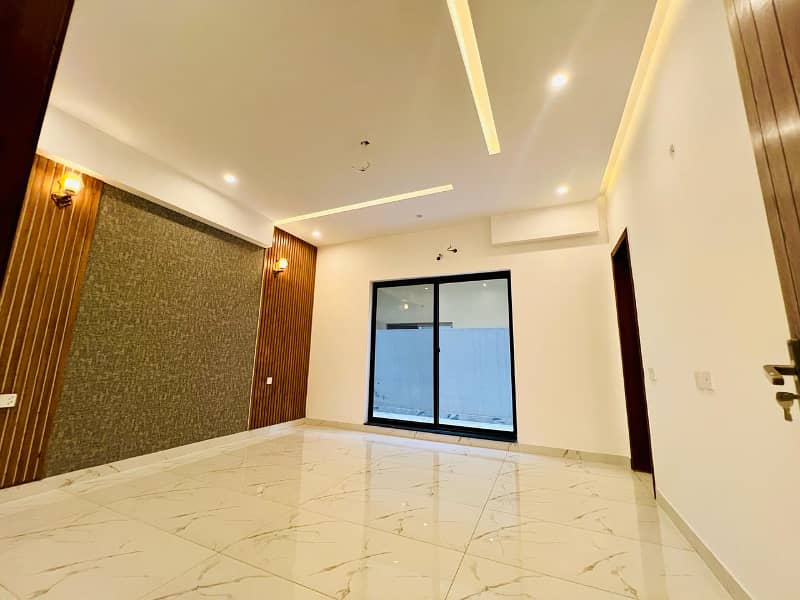 7 Marla Beautiful House For Available For Sale In Lake City Sector M-7 A 9