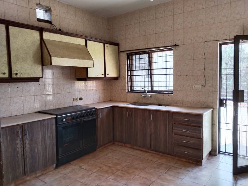 Separate Entrance - 1 Kanal Lavish Upper Portion On Top Location For Rent in DHA Phase 2 Lahore 11