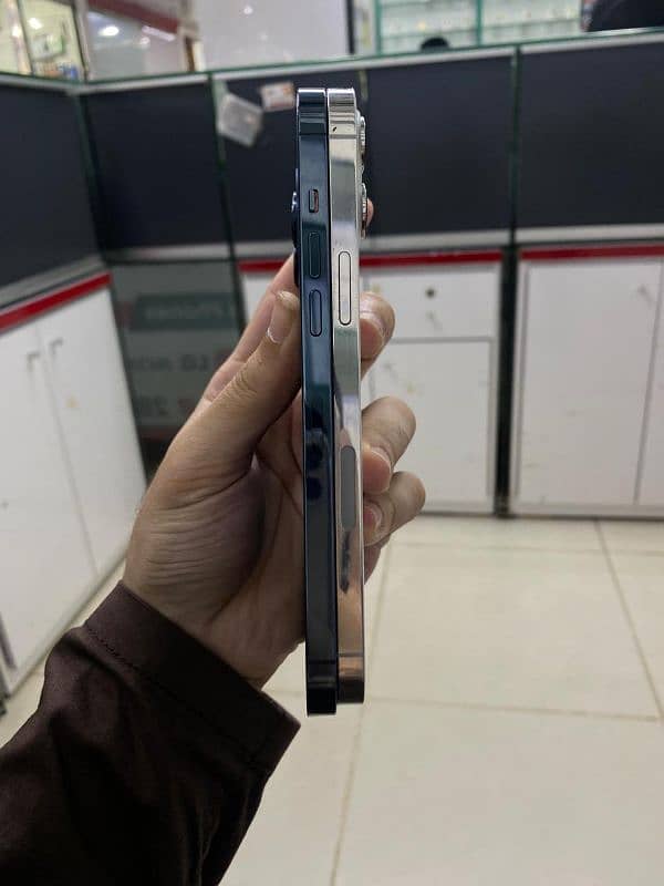 IPHONE 12PROMAX 128 GB JV 15