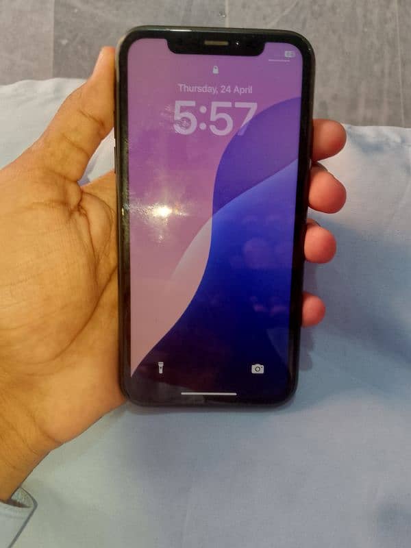 iphone xr 1