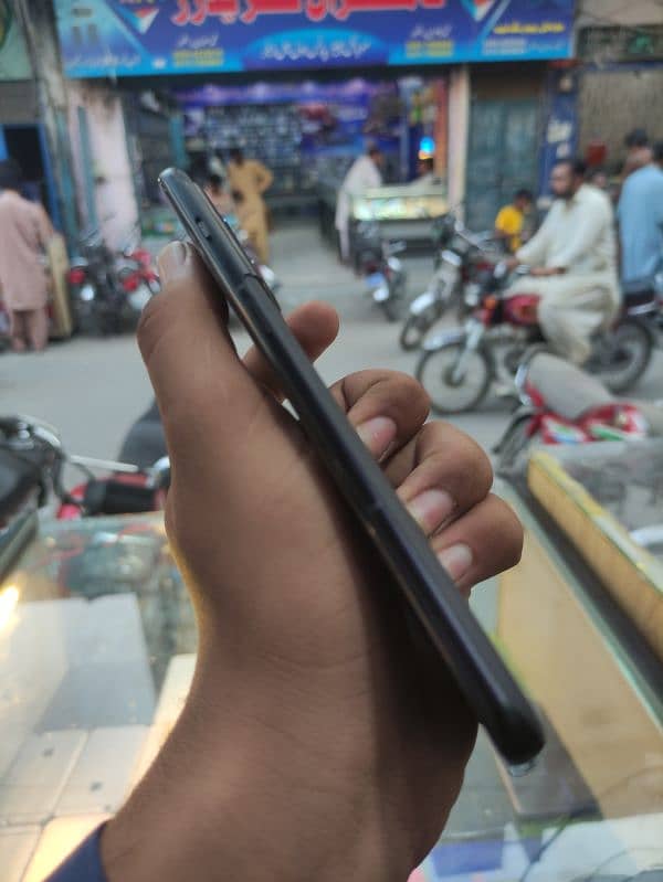 ONEPLUS 10pro available ONEPLUS 8t available 1