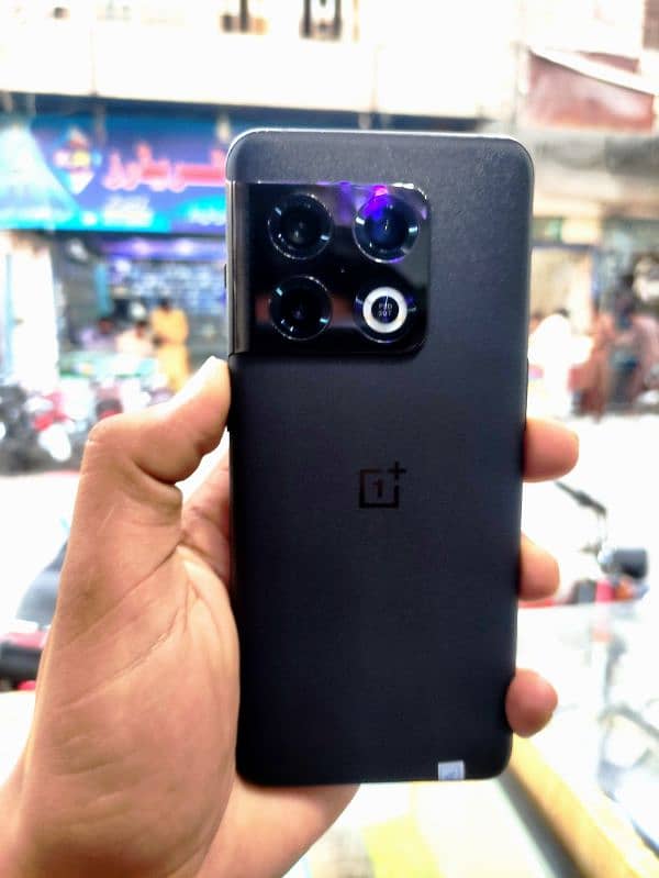 ONEPLUS 10pro available ONEPLUS 8t available 6