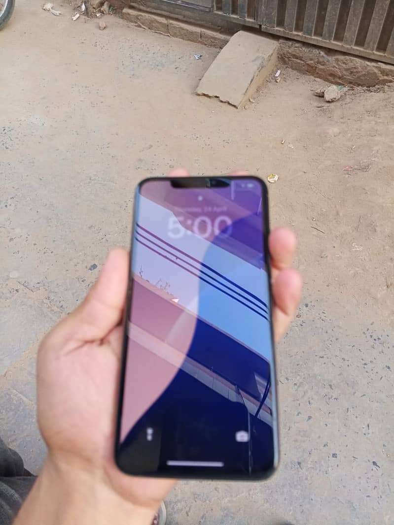 64 ( GB ) NON (PTA)  ufone sim work zong kbi 8