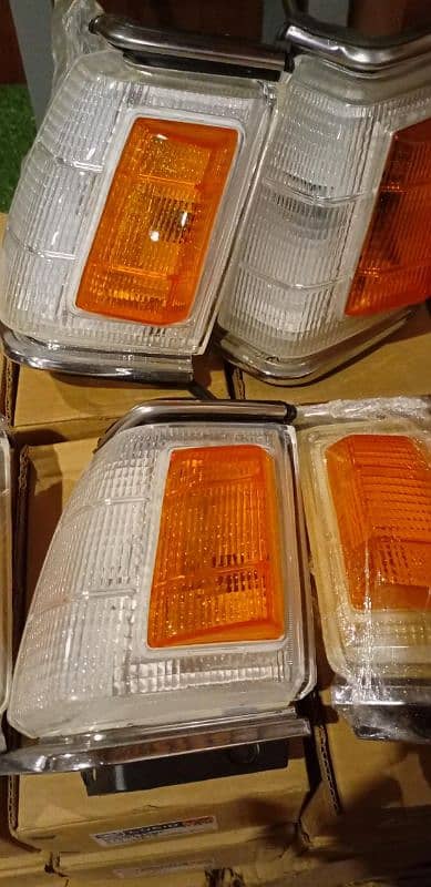 Mitsubishi / Nissan / Daihutsu Honda Side Lamps and Bumper Lights 7