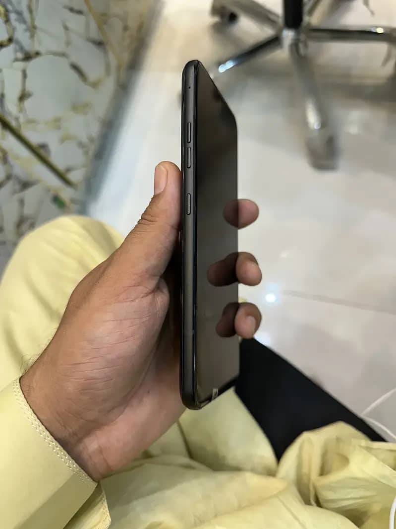Lg V60 pta 1