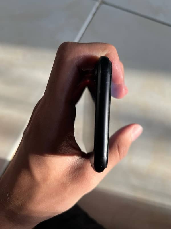 IPhone SE 2020 Jv 8