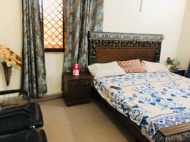 FULLY FURNISHED ROOM AVAILABLE FOR RENT IN G10 PHA 3