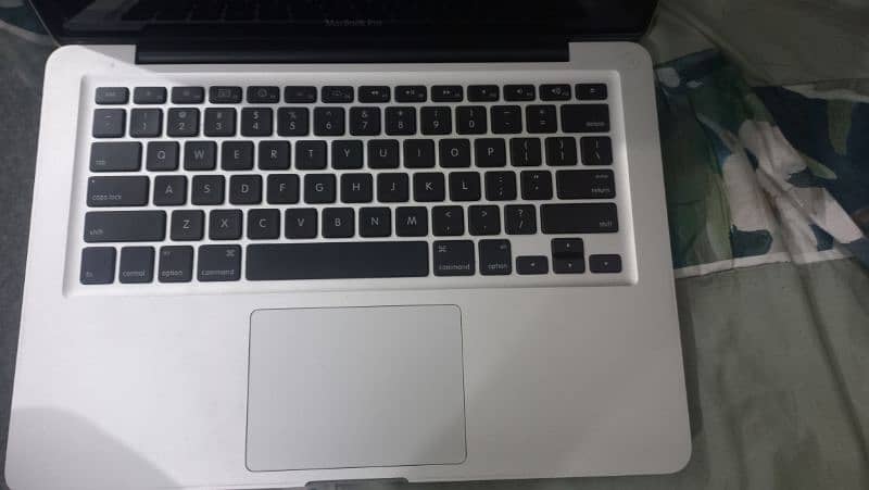 MacBook Pro 2010 10/10 1
