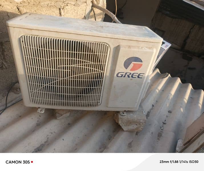 gree 1.5 ton ac  only uband change contact 03403014714 4