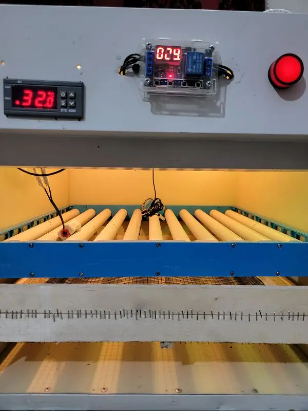 Incubator Automatic — photo 3