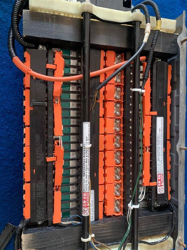 Hybrids batteries and ABS | Toyota Prius | Aqua | Axio Hybrid battery 5