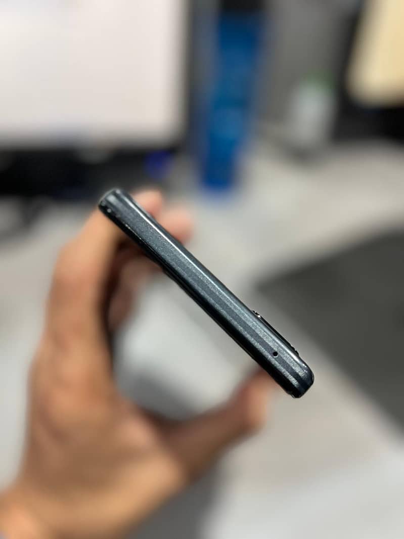 TCL 5G Stylus Non Pta Mobile 4Gb 128GB - Black 1