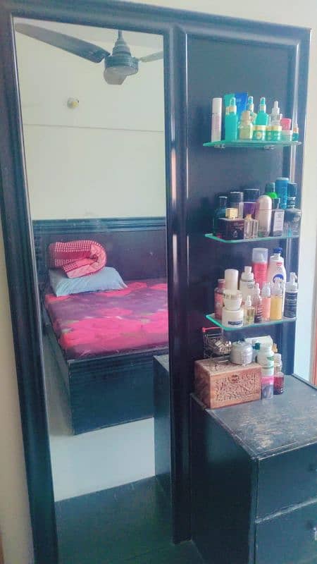 dressing table and side table urgent sale 1