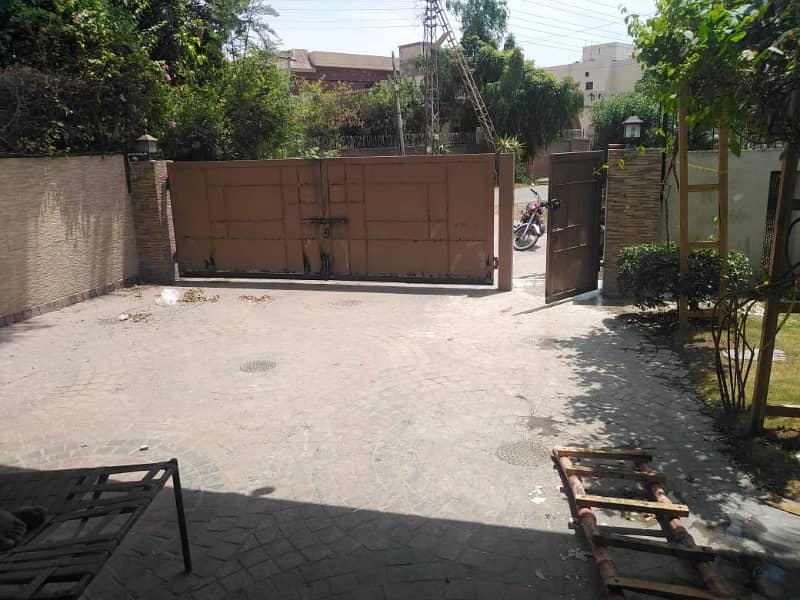 30 Marla Full House Is Available For Rent In Dha Phase 1 Near National Hospital 31