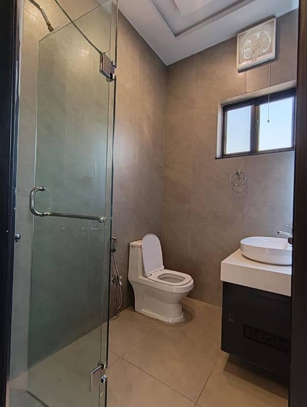 Upper Portion For Grabs In 10 Marla Rawalpindi 4