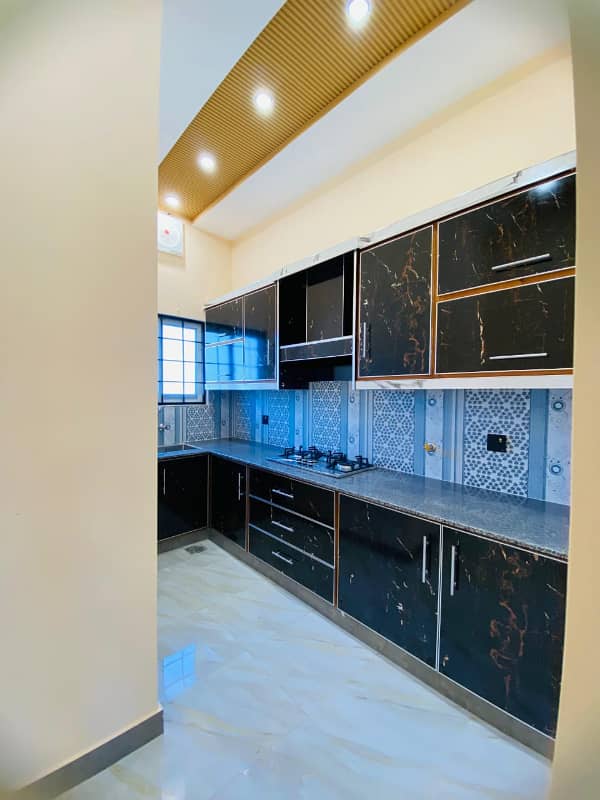 5 MARLA LUXURIOUS HOUSE FOR SALE IN BAHRIA TOWN LAHORE 10