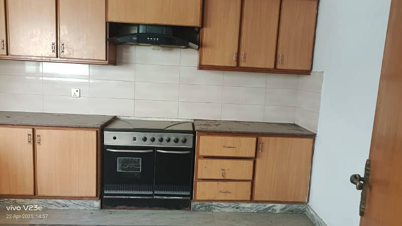 30 Marla Upper Portion WIth 4 Beds And 2 kitchen is Available For Rent In Dha Phase 2 Near Lums University 7
