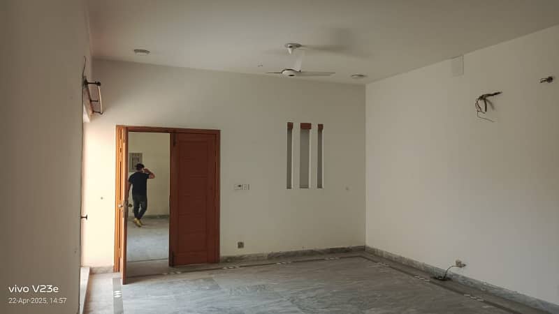 30 Marla Upper Portion WIth 4 Beds And 2 kitchen is Available For Rent In Dha Phase 2 Near Lums University 10