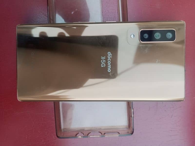 Docomo F52-A 5G 10/10 condition mobile 0