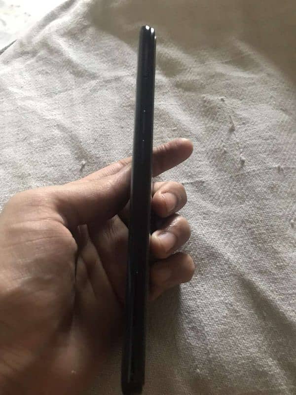 Oppo F15 8/256 1