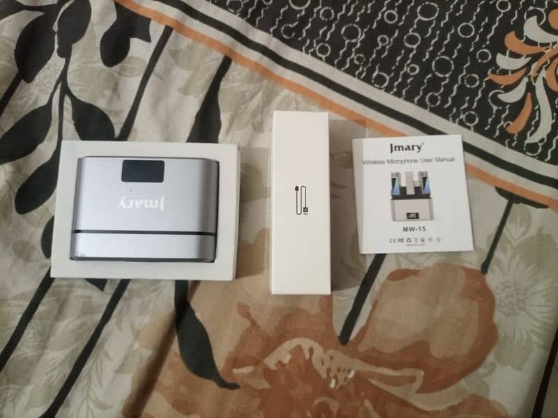 jmary MW-15 wireless microphone 2
